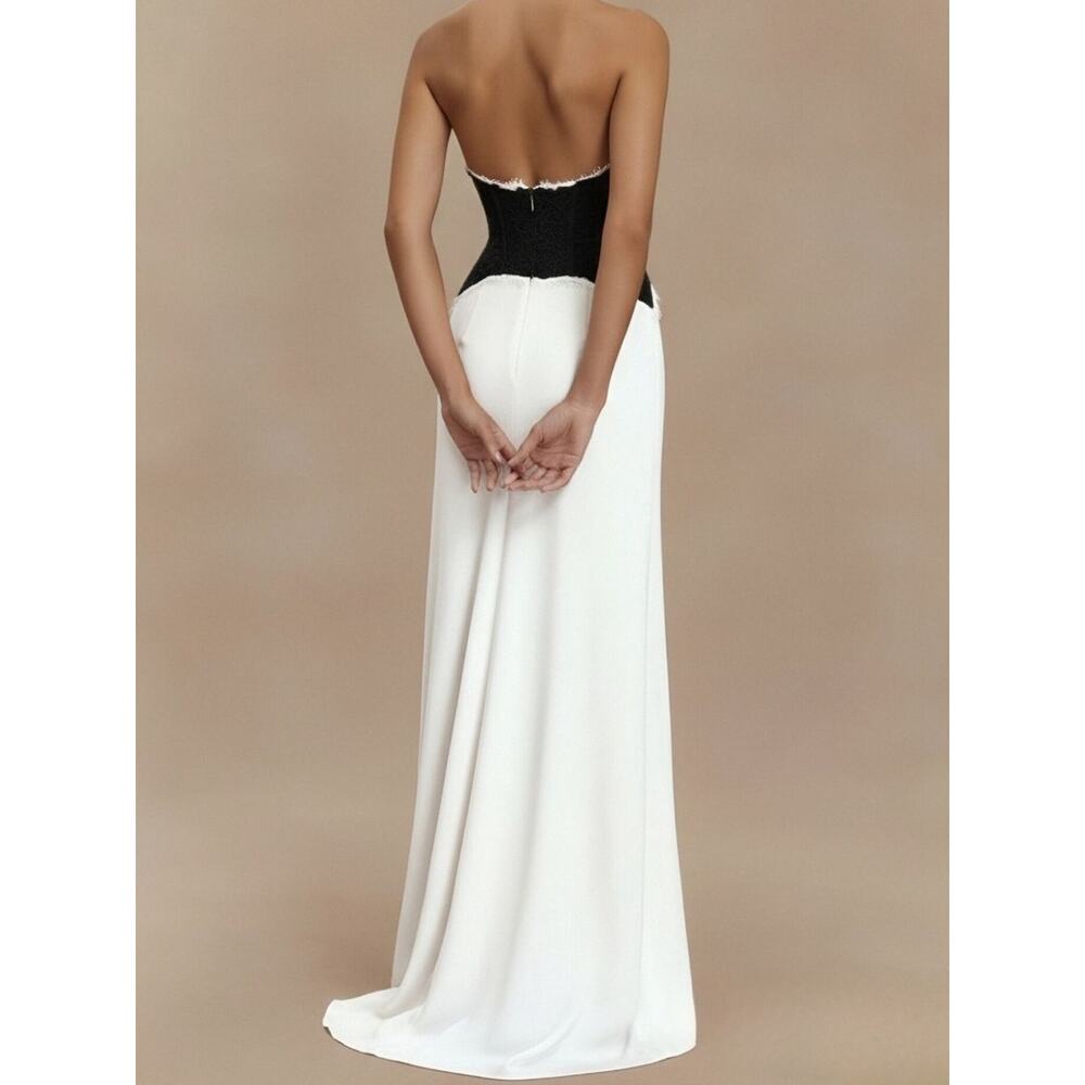 Halter Neck Lace Trimmed Maxi Dress - Picture 13 of 15